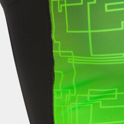 Топ ELITE VIII Черный-зеленый