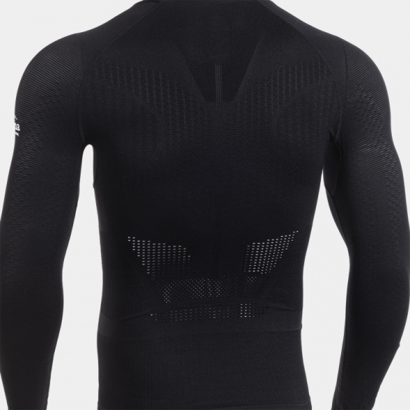 CAMISETA MANGA LARGA EXPLORER NEGRO