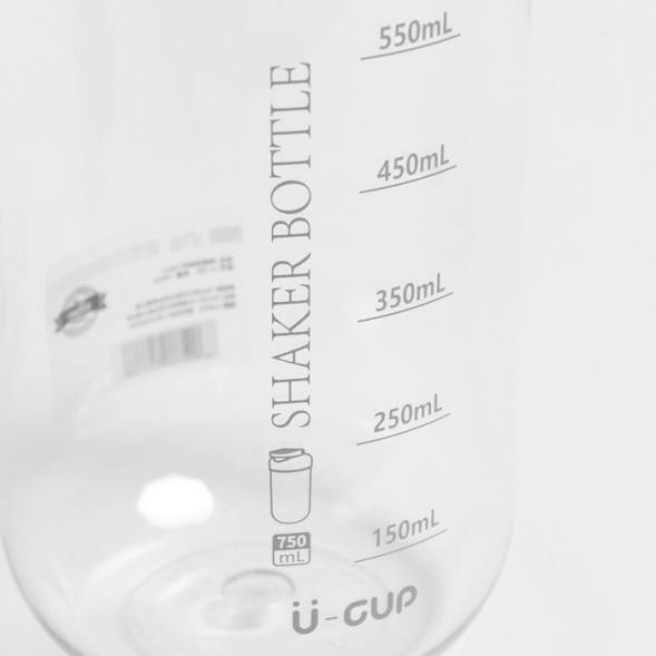 Шейкер спортивный для коктейлей и воды 550 мл, с мерной шкалой, тритан, 7.5 х 18 см