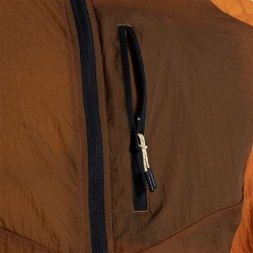 Ассортимент | CHUBASQUERO R- TRAIL NATURE MARRÓN