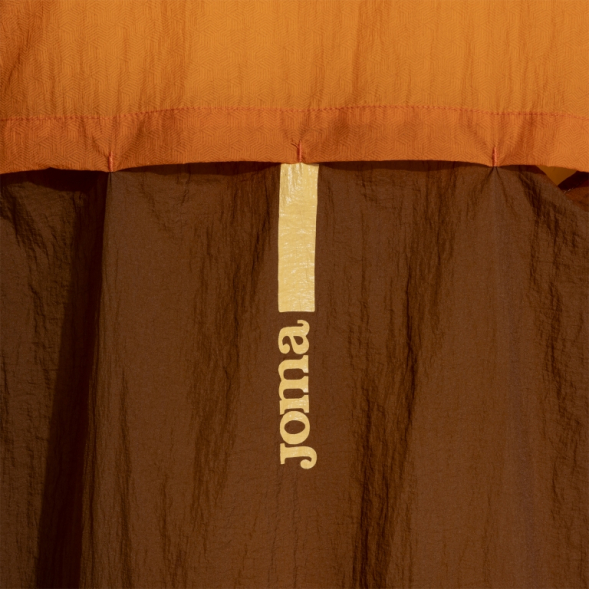 Ассортимент | CHUBASQUERO R- TRAIL NATURE MARRÓN