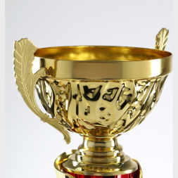Кубок 155C, наградная фигура, золото, подставка пластик, 32 × 15 × 9,5 см.